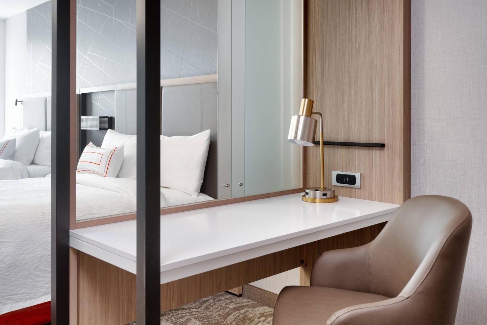 สปริงฮิลล์ สวีท บาย แมริออท ซอลต์เลคซิตี้ ชูการ์เฮาส์ Hotel ภายนอก รูปภาพ